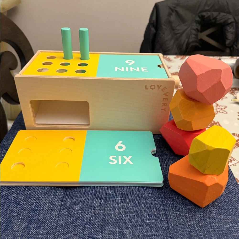 Lovevery Complete Play Kit - The Free Spirit - 2025 - Picture 5 of 15